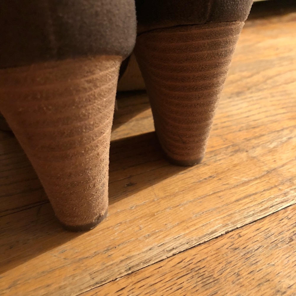 Studded Distressed Look Booties - Picture 8 of 9